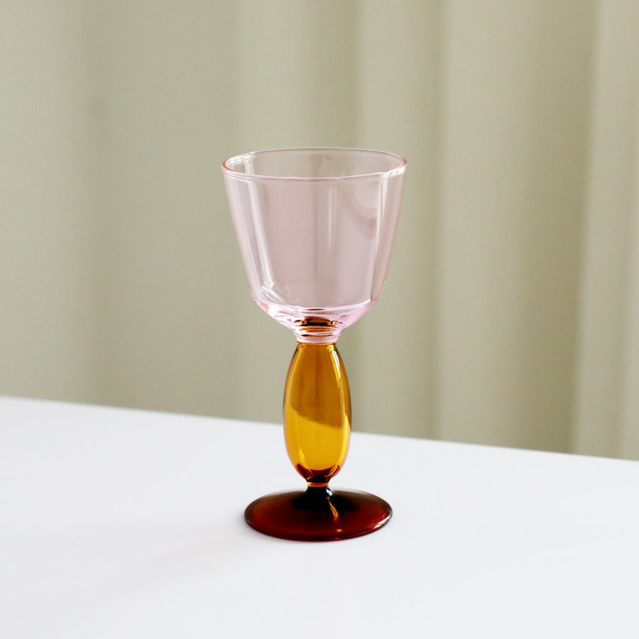 Contrast Wine Glass