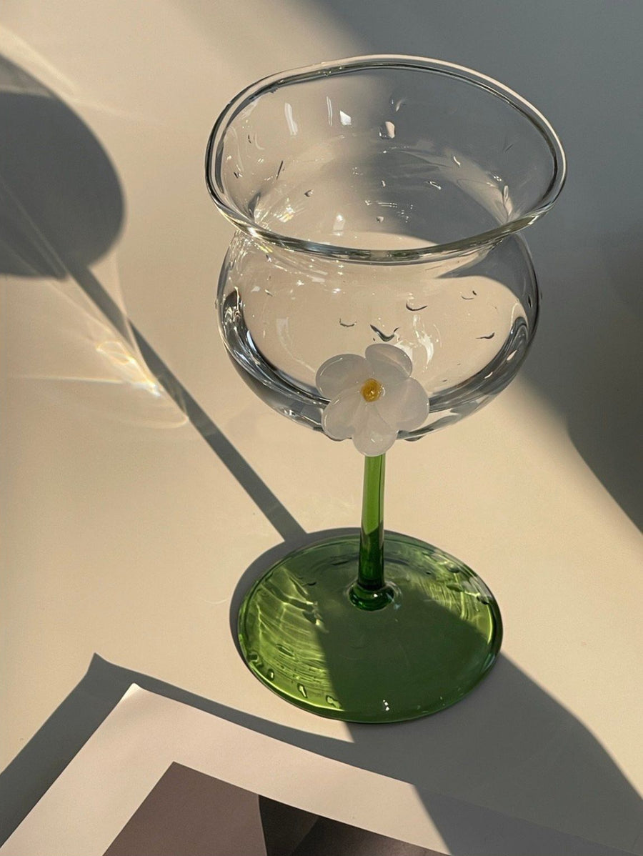 Daisy Wine Glass