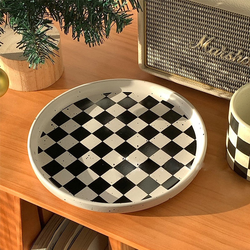 Glaze Color Black And White Checkered Ceramic Plate Chinese Modern